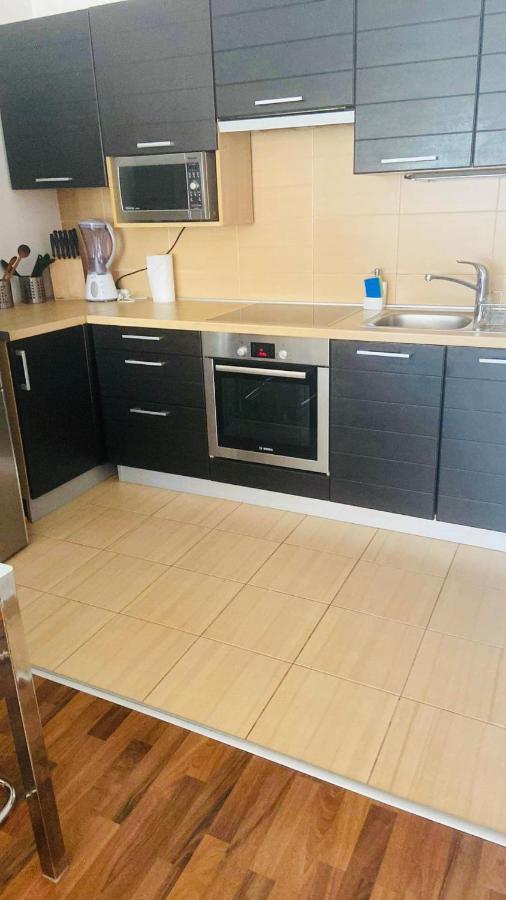 Corvin Boutique Apartment Parking In The Plaza 부다페스트 외부 사진