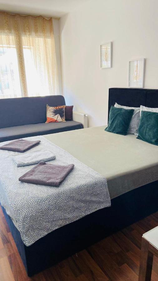 Corvin Boutique Apartment Parking In The Plaza 부다페스트 외부 사진